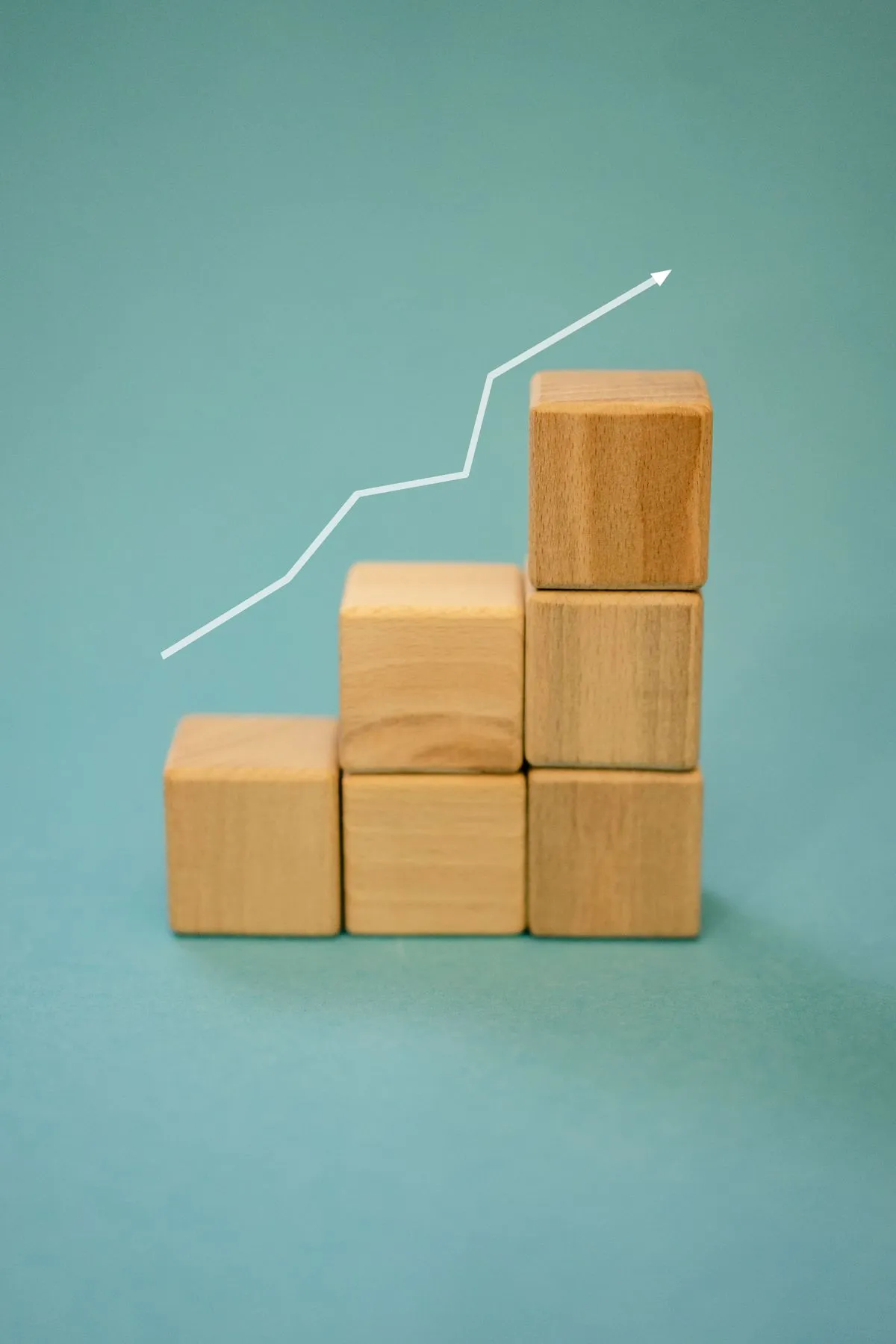 Embudo de generación de demanda y leads B2B representado en datos